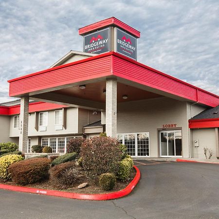 Bridgeway Inn & Suites - Portland Airport Gresham Exterior foto